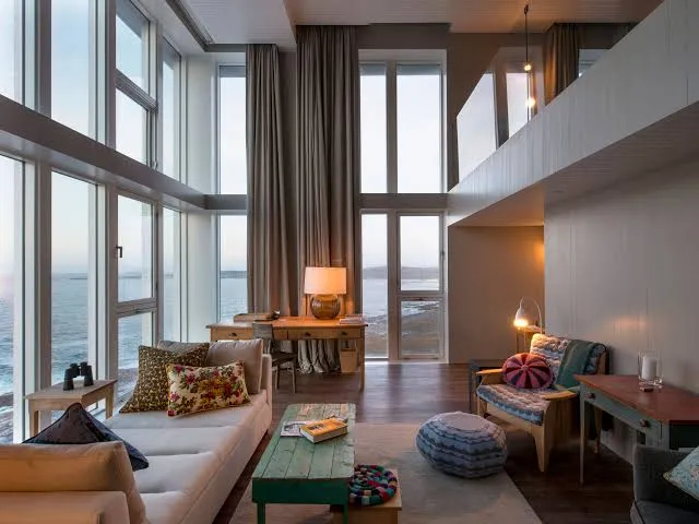 Top Romantic Suites in America: Architecture & Property Analysis